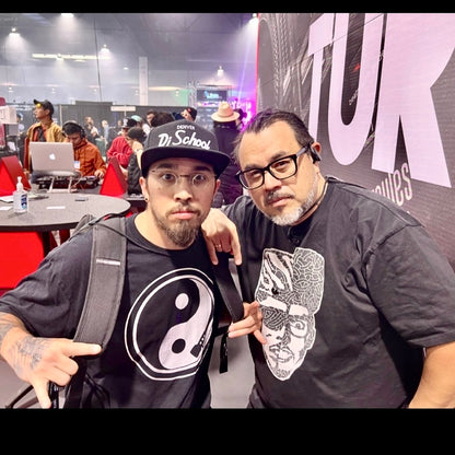 YIN YANG - Unisex T-Shirt - Beats 4 Hope