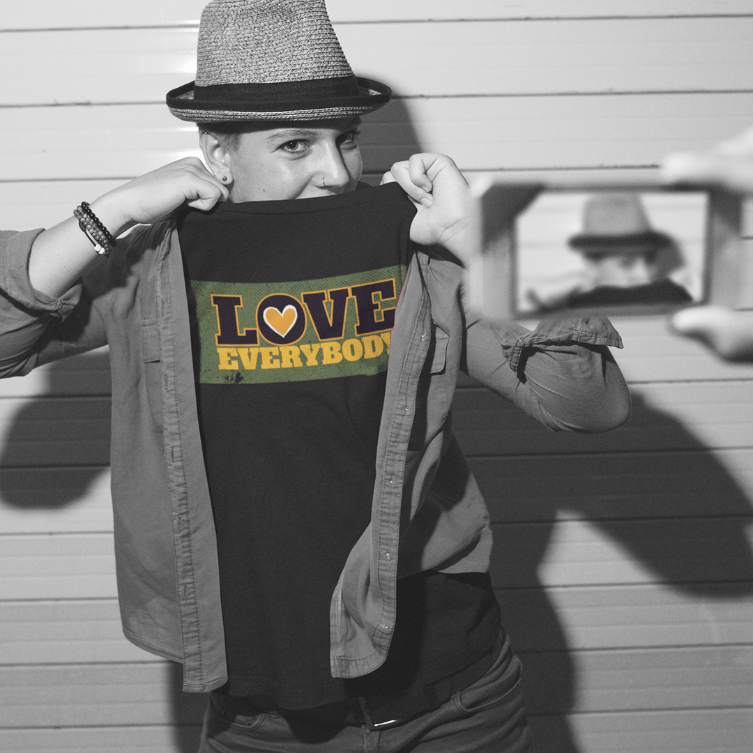 LOVE EVERYBODY Women's T-Shirt - Beats 4 Hope