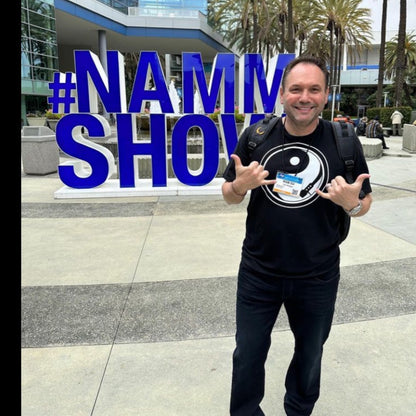 YIN YANG - Unisex T-Shirt - Beats 4 Hope