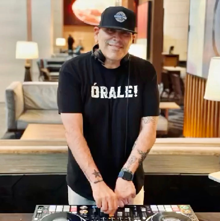 ÓRALE! - Unisex T-Shirt - Beats 4 Hope